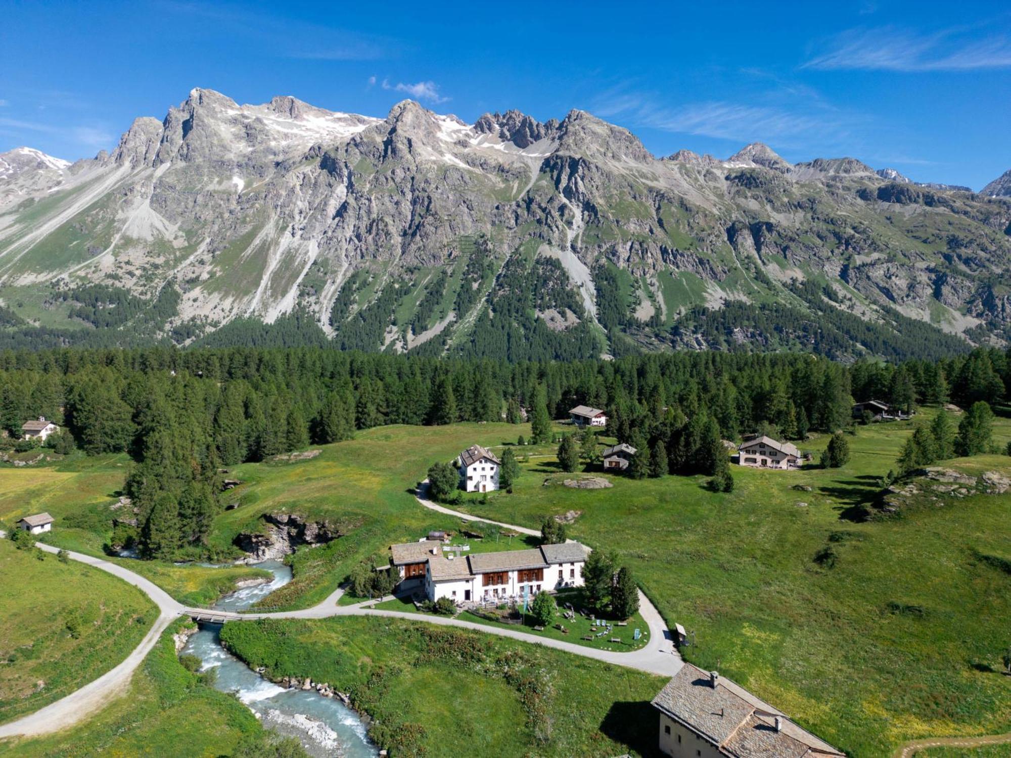 Hotel Chesa Pool Sils Maria Exteriér fotografie